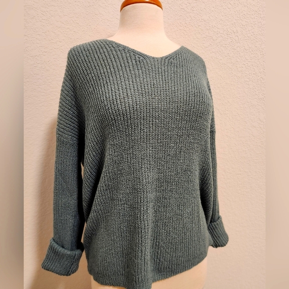 Peach Love California Teal V-Neck Sweater - Picture 1 of 4
